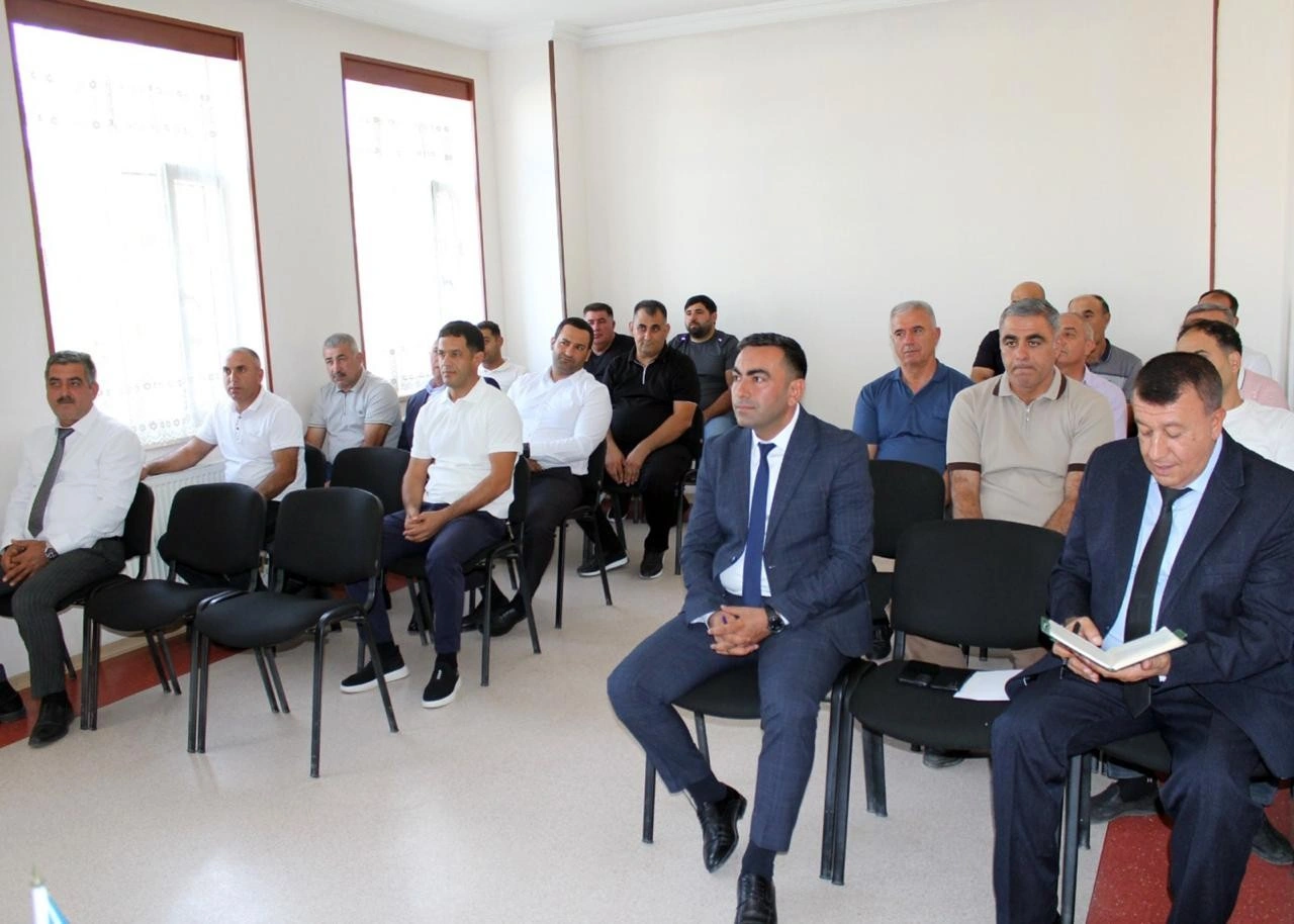 “Azərişıq” ASC-nin təşkilatçılığı ilə Şərurda sahibkarlarla görüş keçirilib - FOTOLAR
