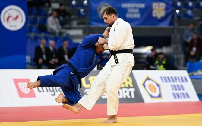 Avropa çempionatı: Zelim Kotsoyev 1/4 finala yüksəldi - YENİLƏNİB