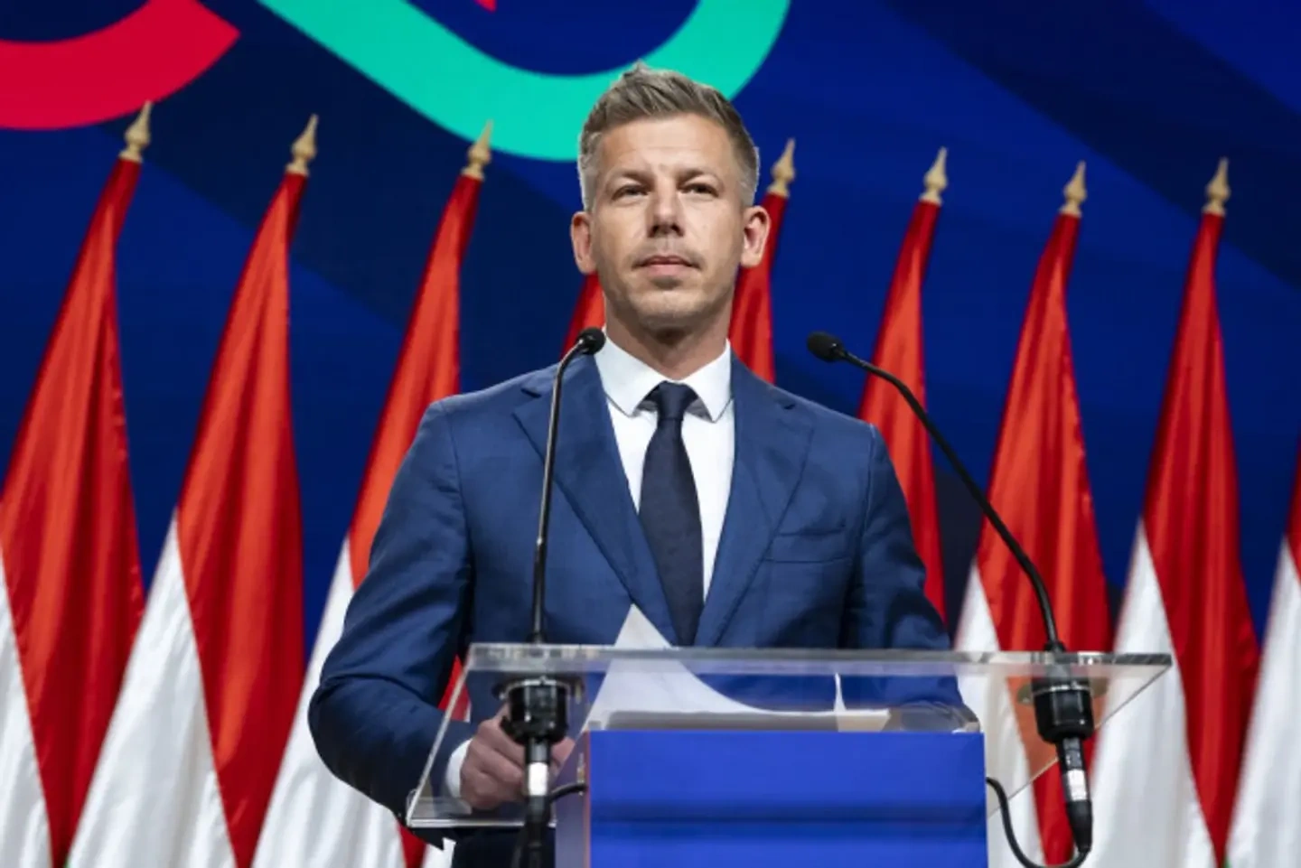 Macarıstan Ukrayna və Moldovanın Avropa İttifaqına yolunu ləngidir - "Politico"