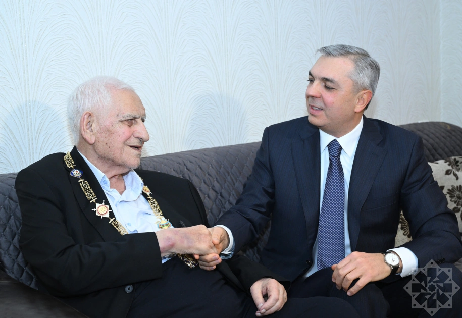 Xalq şairi Nəriman Həsənzadəyə “Heydər Əliyev” ordeni təqdim edildi - FOTOLAR