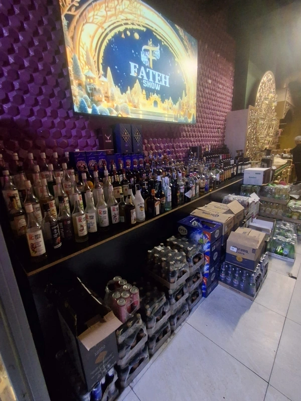 Aqşin Fatehin restoranında saxta alkoqollu içkilər aşkarlandı - FOTOLAR