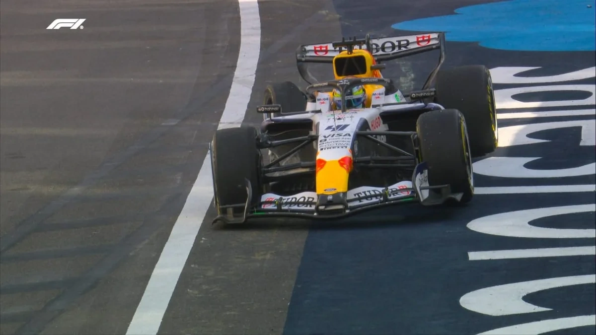 Formula 1: İkinci sərbəst yürüş start götürüb