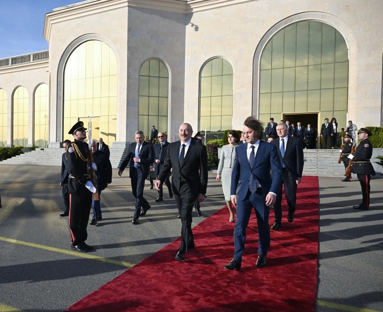Prezident İlham Əliyevin Gürcüstana dövlət səfəri başa çatıb - FOTO