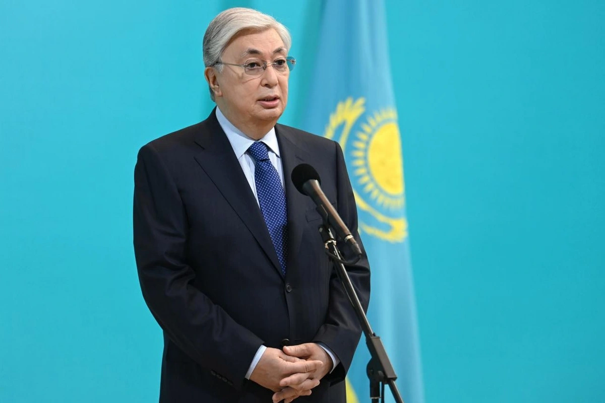 Tokayev: "Qazaxıstan Konstitusiyasının mətnində düzəliş tələb edən səhvlər var"