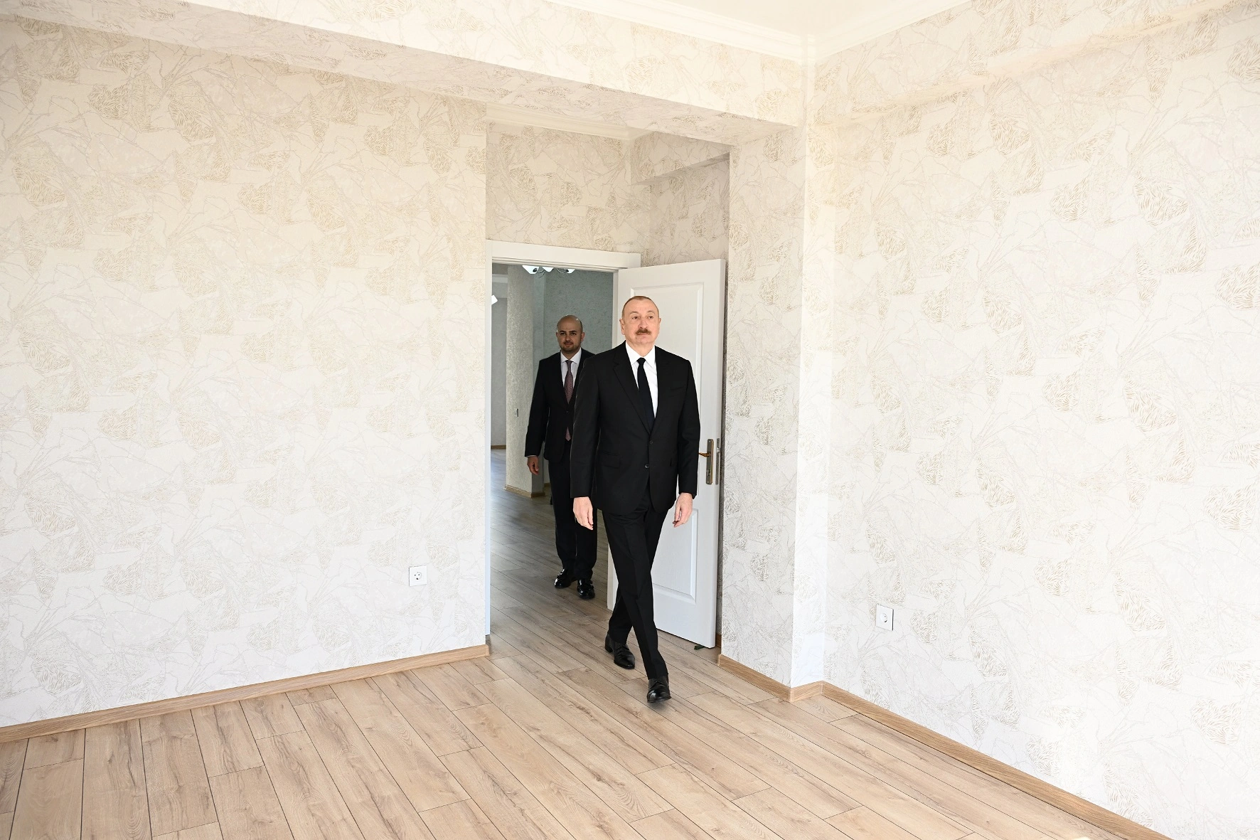 İlham Əliyev Zəngilanda inşa olunmuş ilk yaşayış kompleksinin açılışında iştirak etdi - FOTOLAR