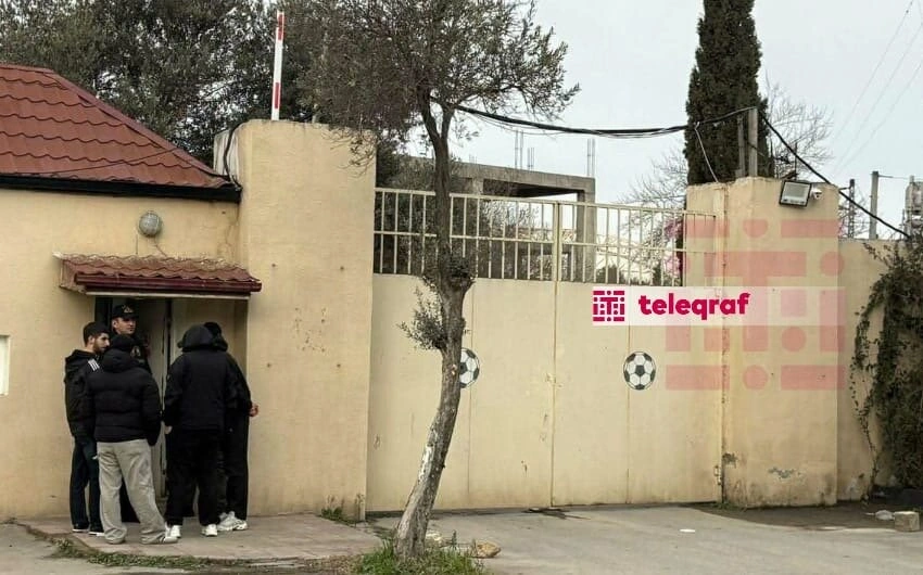 “Qarabağ” azarkeşləri “Neftçi” ilə matça buraxılmadı - Fotolar