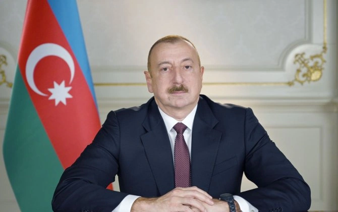 İlham Əliyev Bruney Sultanını təbrik etdi