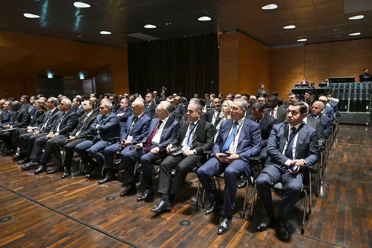 İlham Əliyev Bakıda açılış mərasimində iştirak etdi - FOTO/VİDEO - YENİLƏNİB