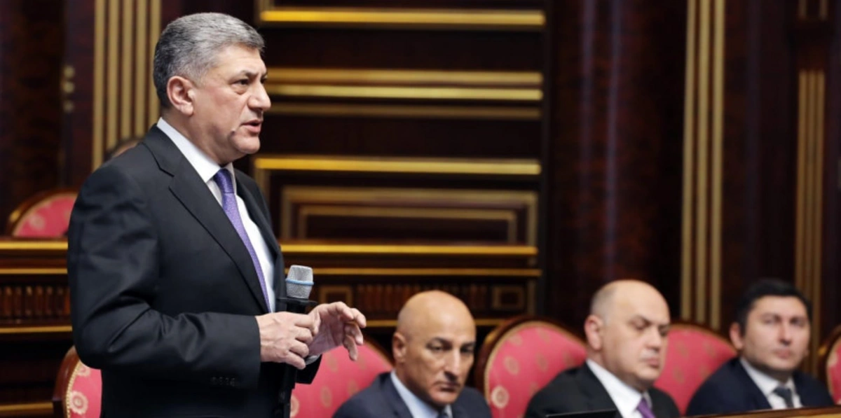 Ali Məhkəmə ötən il yeni dördulduzlu qərar qəbul edib - FOTO