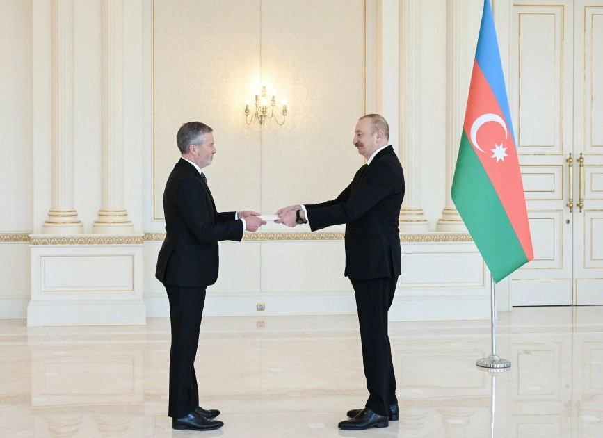 Prezident yeni səfirlərin etimadnamələrini qəbul etdi - FOTOLAR