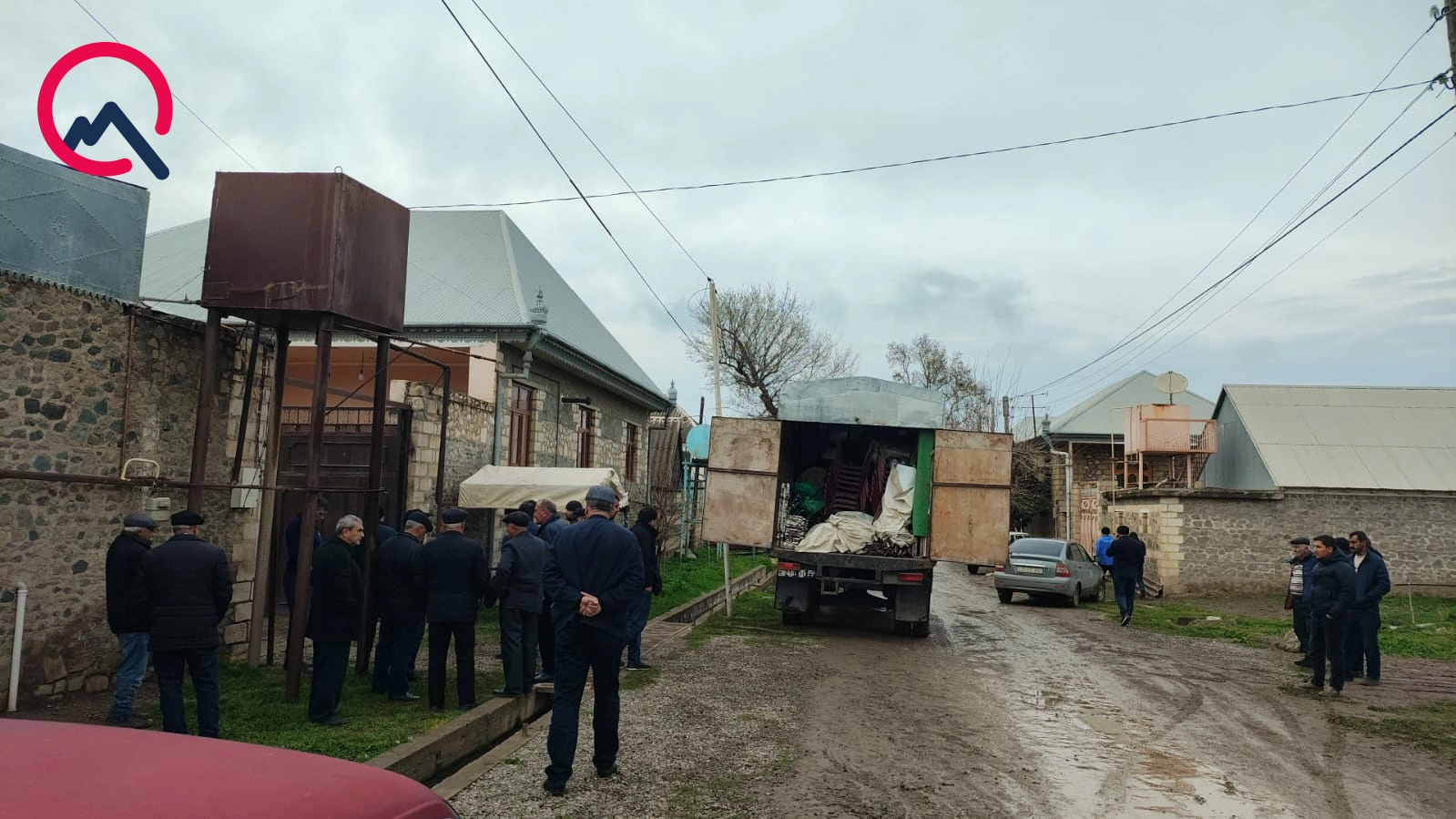 Oğlu tərəfindən öldürülən qadın müəllim olub - FOTO
