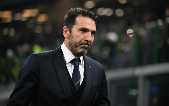Canluici Buffon İtaliya millisində işləməkdən imtina edib