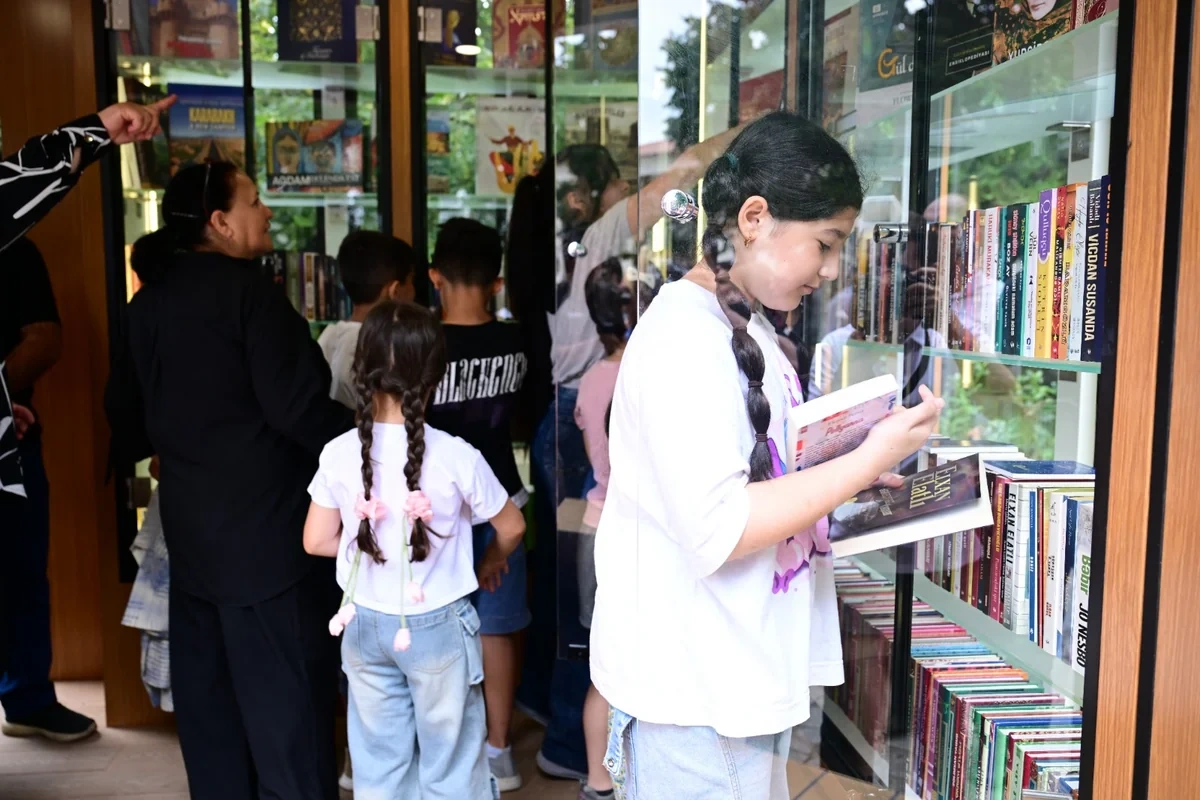 Şuşada "Kitab dayanacağı" istifadəyə verilib - FOTO