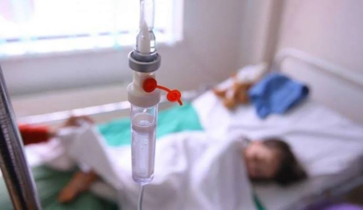 Zəhərli hörümçəyi udan körpə qız komaya düşdü