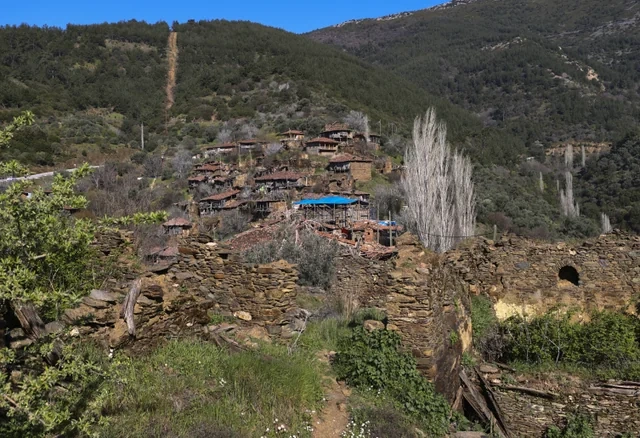 Türkiyədə "ruhlar kəndi" turistlərin ziyarətinə açılacaq - FOTO