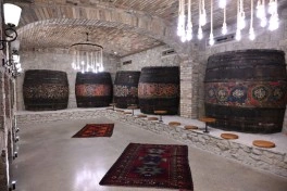 Prezidentlə xanımı Şamaxıda “Nəsimi Bağları” kompleksi ilə tanış oldular - YENİLƏNİB - FOTO