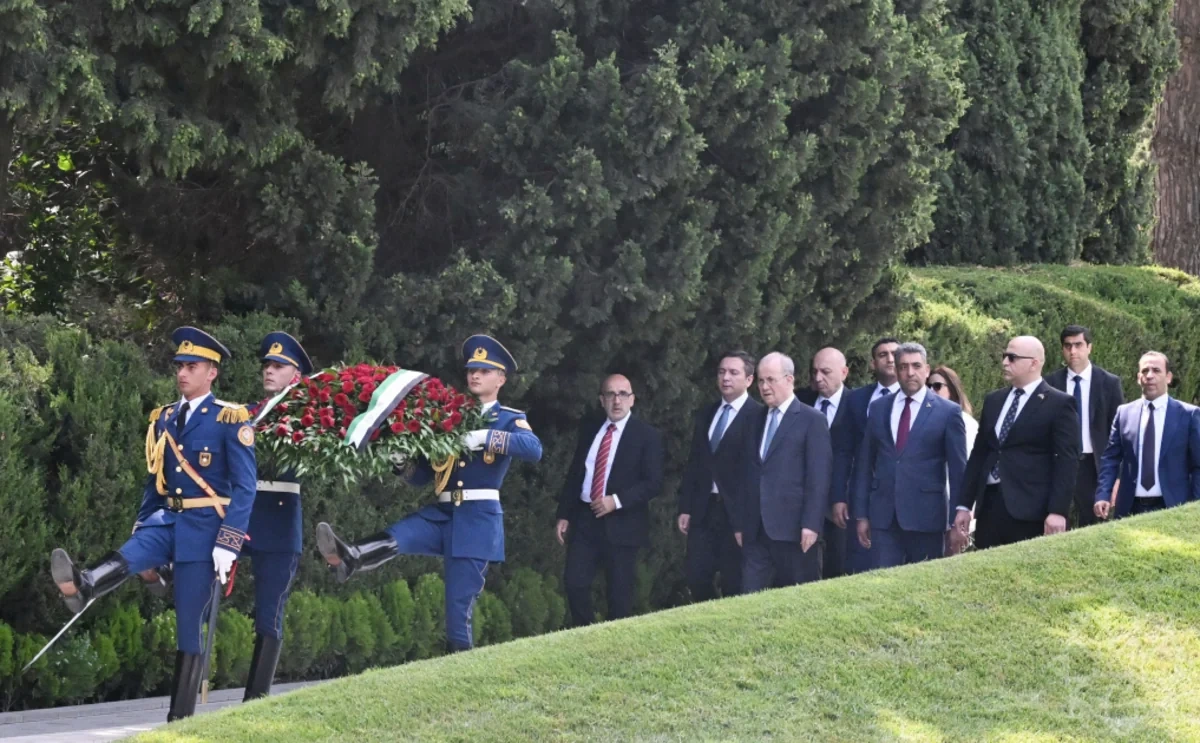 Fələstin dövlətinin baş naziri Fəxri xiyabanı ziyarət etdi - FOTO