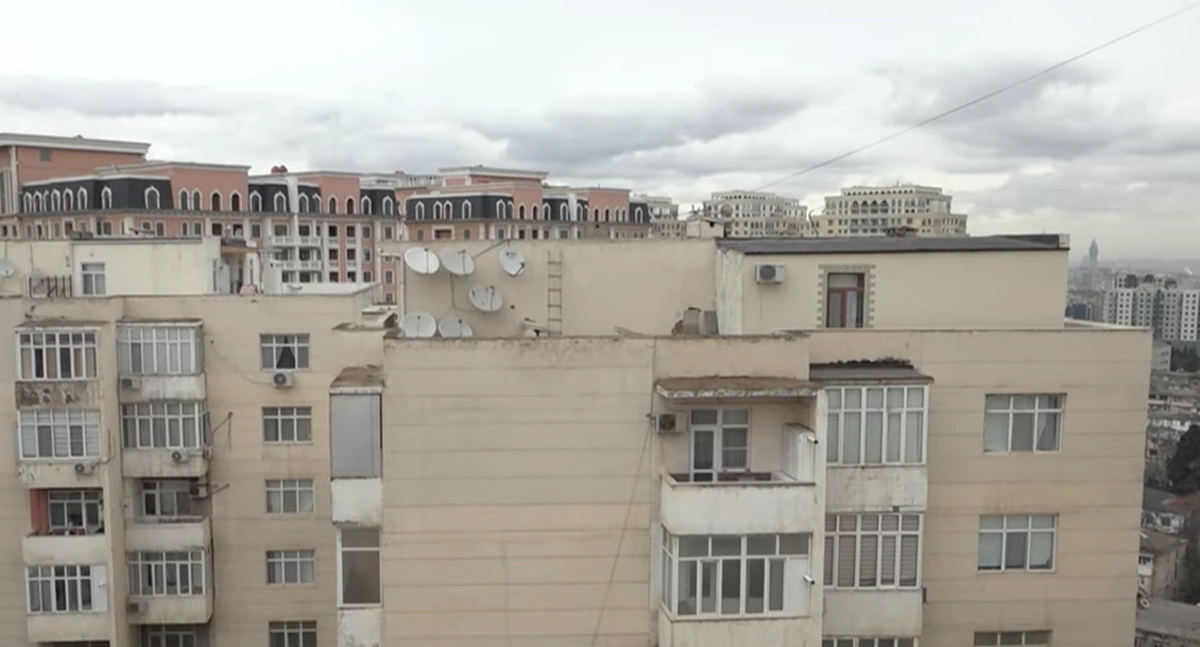 "Başımızın üstündə təhlükə var" - Yasamalda çoxmərtəbəli binaların sakinlərindən ŞİKAYƏT