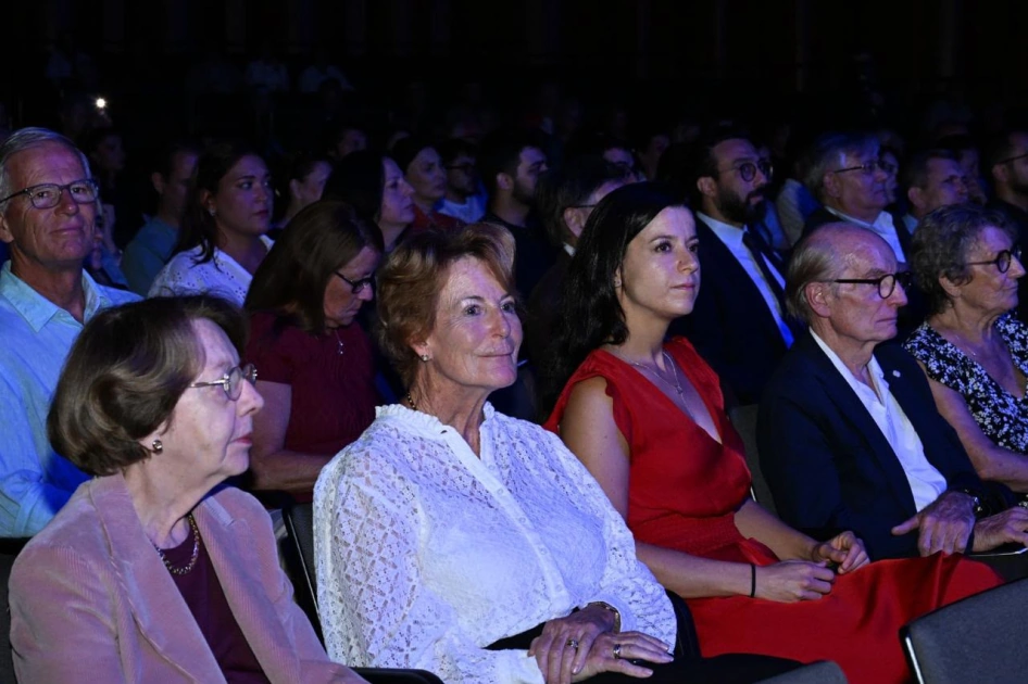 Milli rəqs sənətimizin Montrö festivalında təntənəsi - FOTOLAR