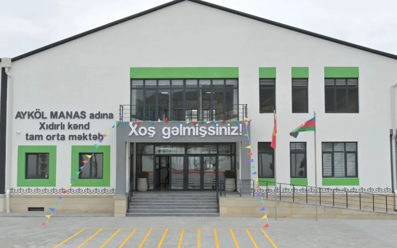 Ağdamdakı Xıdırlı kənd məktəbinə Ayköl Manasın adı verilib
