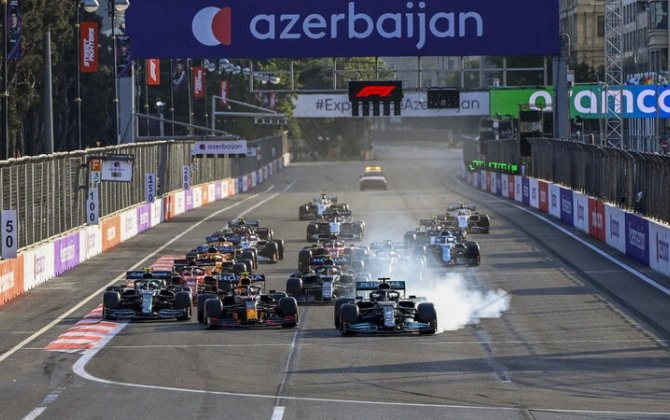 "Formula-1" Azərbaycan Qran-prisi: Pilotların ilk sərbəst yürüşünə start verildi