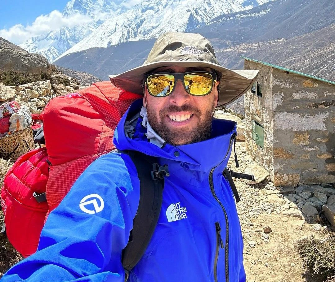 “Dolu fırtınası oldu, duman gəldi, insan özünü buz çatlarının üzərində tapa bilərdi” - alpinist qarşılaşdığı təhlükədən danışdı-FOTO+ÖZƏL