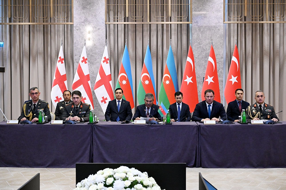 Şuşada Azərbaycan, Türkiyə və Gürcüstan müdafiə nazirlərinin üçtərəfli görüşü keçirildi - FOTO/VİDEO
