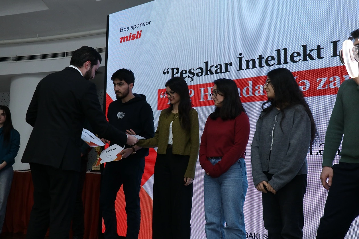 “Misli”nin dəstəyilə Peşəkar İntellekt Liqasının 2025-ci il mövsümü başa çatıb - FOTO/VİDEO