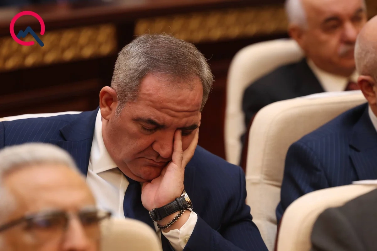 AMEA-da "gərgin" iclas: "Yatmışları razı deyiləm kimsə oyatsın..." - FOTOREPORTAJ