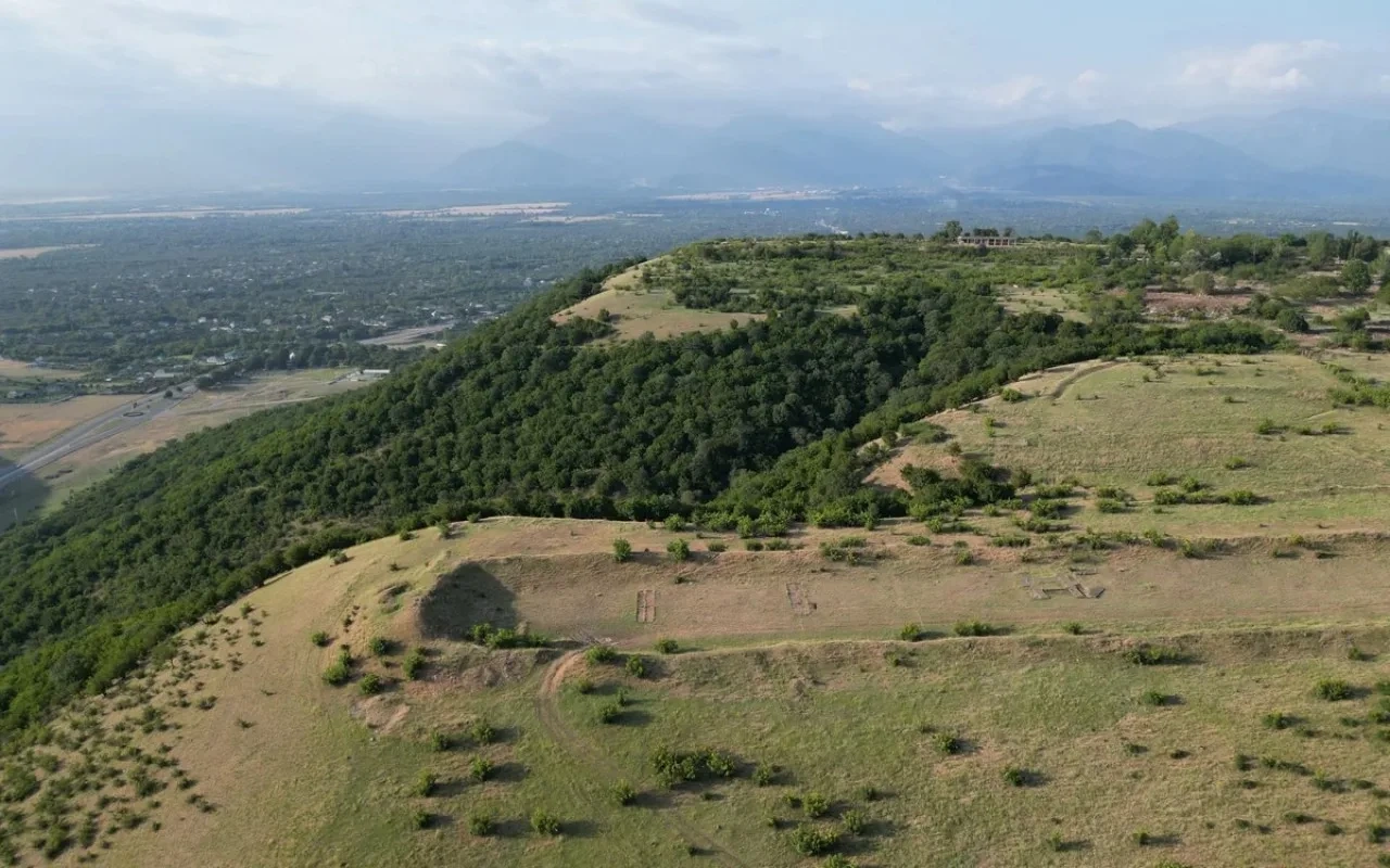 Kilsədağ kompleksində 10-dan artıq bürc yeri aşkarlanıb - FOTO