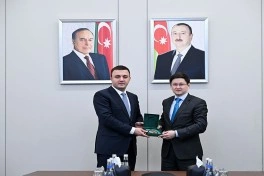 Qazaxıstan müdafiə nazirinin müavini Azərbaycana gəlib - FOTO