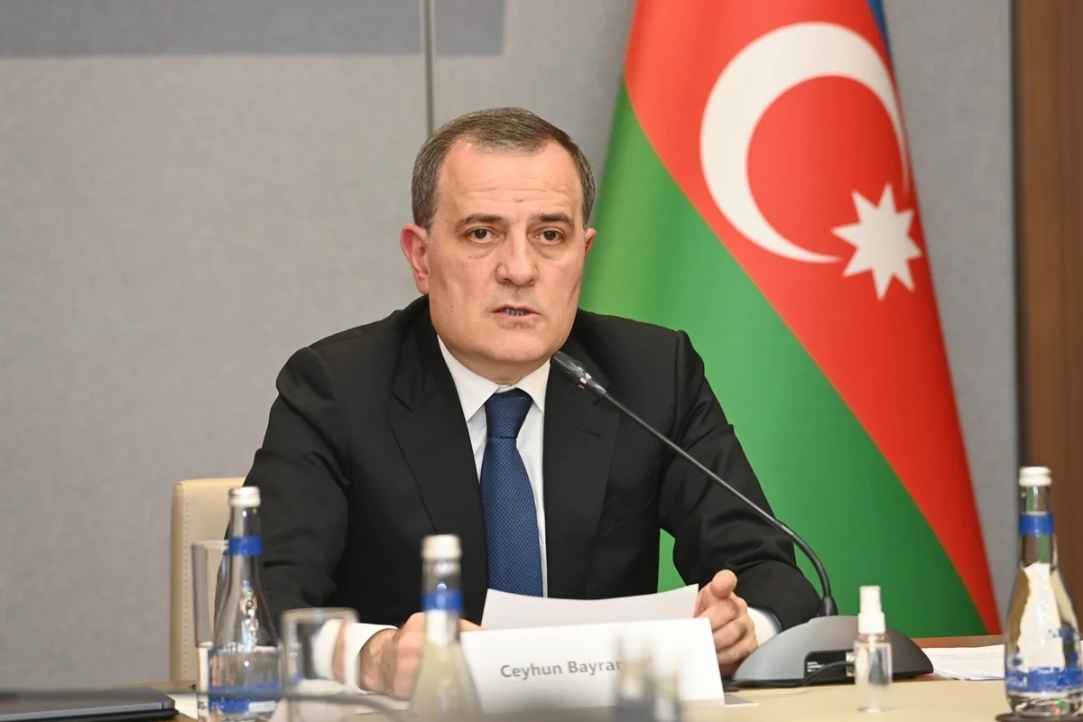 Ceyhun Bayramov Azərbaycan vətəndaşlarına münaqişə zonalarından uzaq durmalarını tövsiyə edib