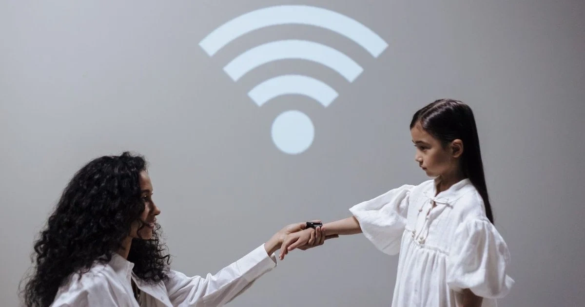"Wi-Fi dövrü başa çata bilər: Li-Fi internetə qoşulma üsulunu dəyişməyə hazırlaşır" - Yeni texnologiya