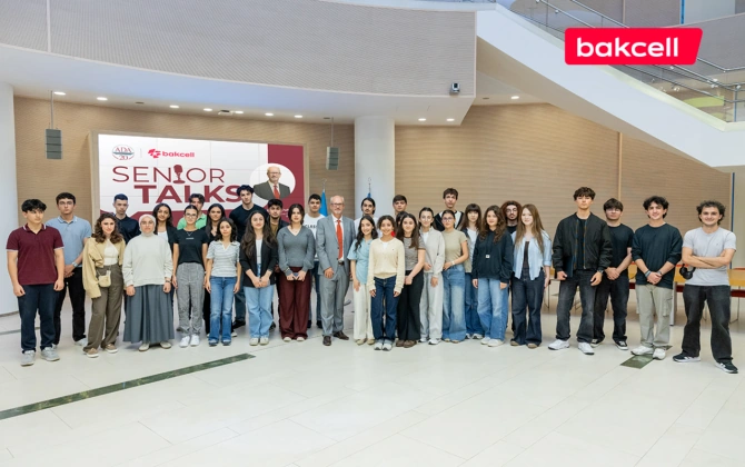 "Bakcell"in baş icraçı direktoru ADA Universitetinin tələbələri ilə görüşüb - FOTOLAR