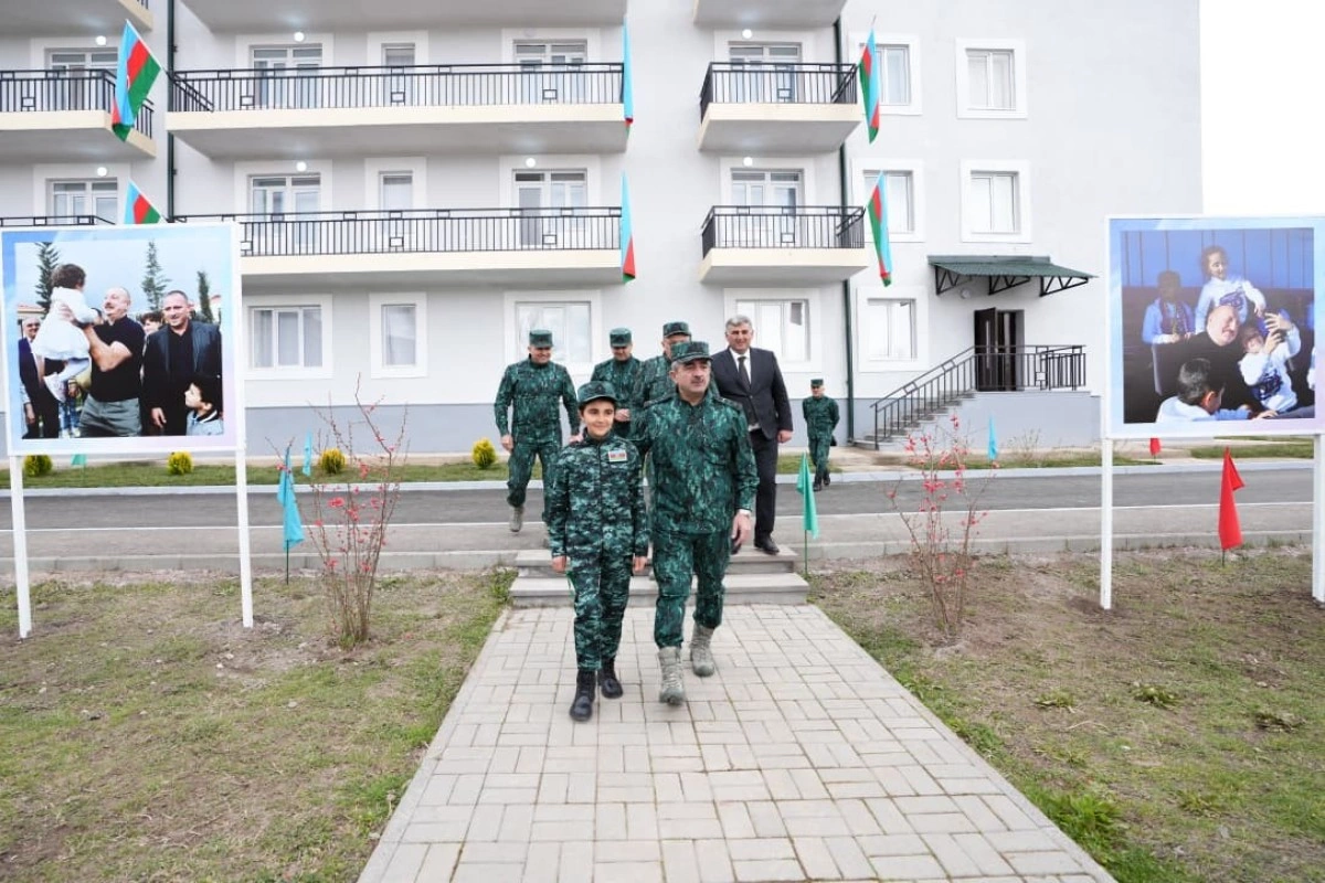 Qubadlıda “Sərhədçi” yaşayış kompleksi hərbçilərin istifadəsinə verilib - FOTO - VİDEO