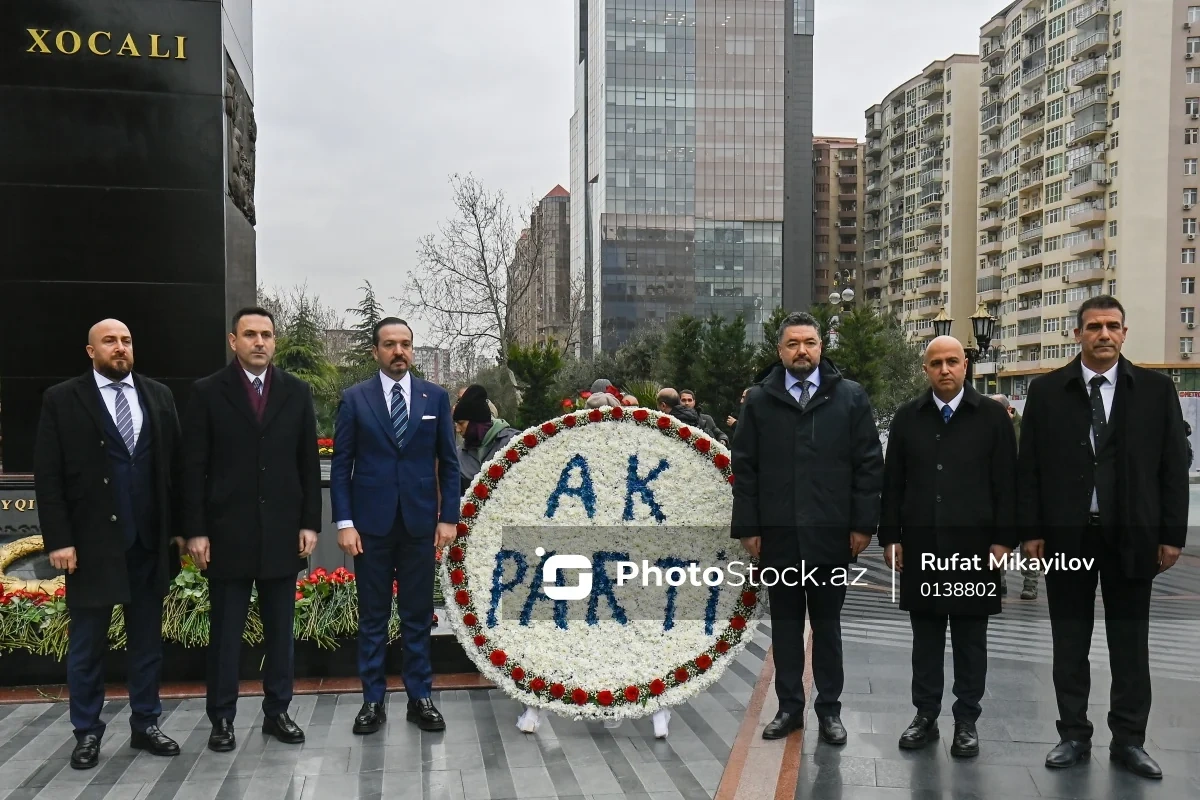 Ərdoğanın müavini "Ana harayı" abidəsini ziyarət edib