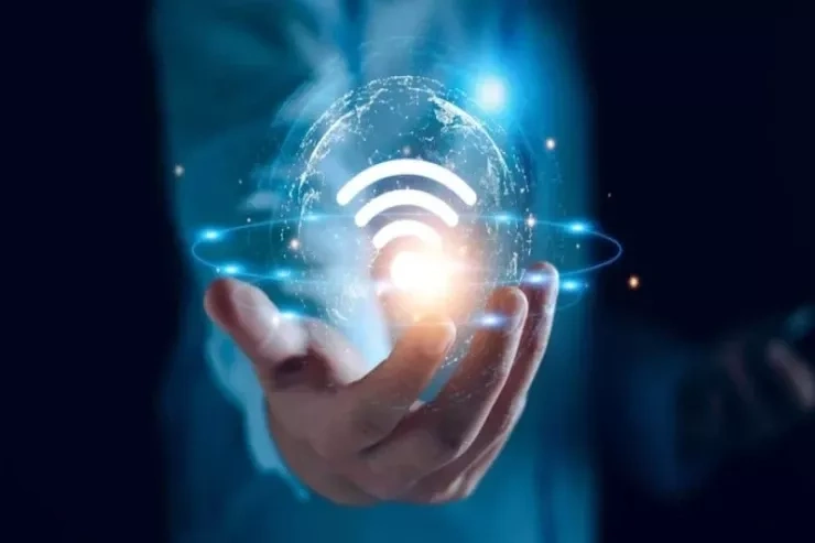 Alimlərdən xəbərdarlıq - “Wi-Fi”la bizi izləyirlər