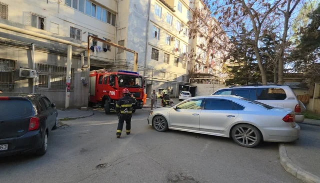 FHN Bakıda təlim keçirdi: Yanğın avtomobilləri binaya yaxınlaşa bilmədi - FOTO/VİDEO