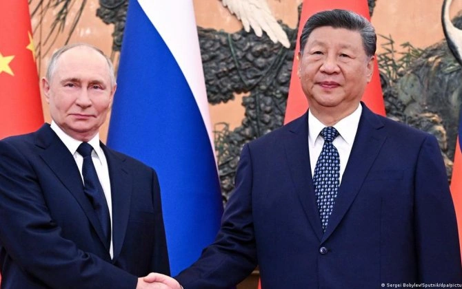 "Si Tszinpin üçün Tramp hörmətli rəqib, Putin isə kiçik tərəfdaşdır" - "Deutsche Welle"