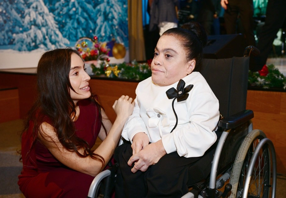 Leyla və Alena Əliyevalar DOST İnklüziv İnkişaf və Yaradıcılıq Mərkəzini ziyarət ediblər - FOTOLAR