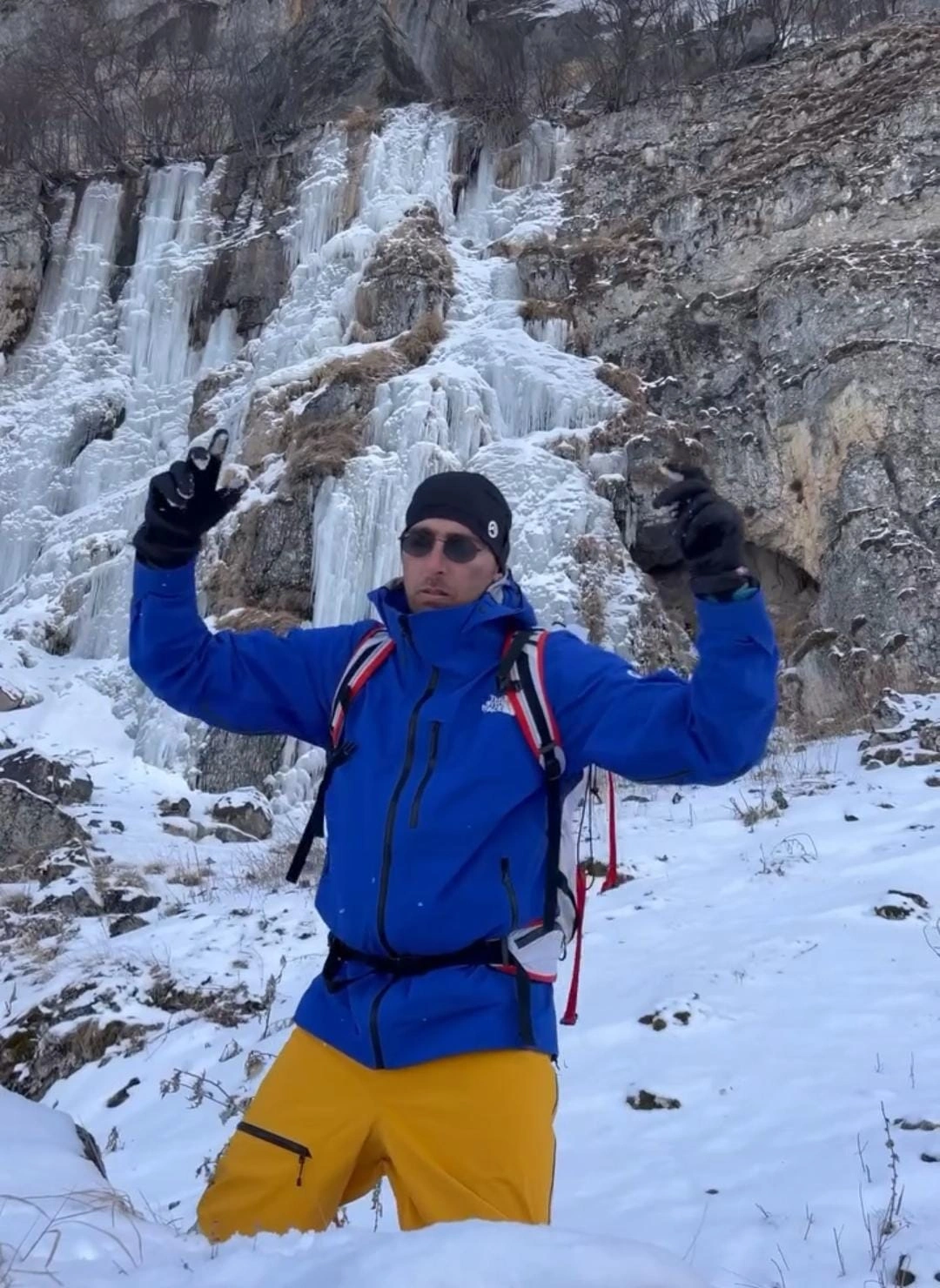 “Dolu fırtınası oldu, duman gəldi, insan özünü buz çatlarının üzərində tapa bilərdi” - alpinist qarşılaşdığı təhlükədən danışdı-FOTO+ÖZƏL