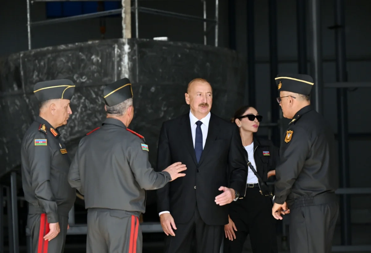 İlham Əliyev Hərbi Dəniz Qüvvələrində oldu - FOTOLAR