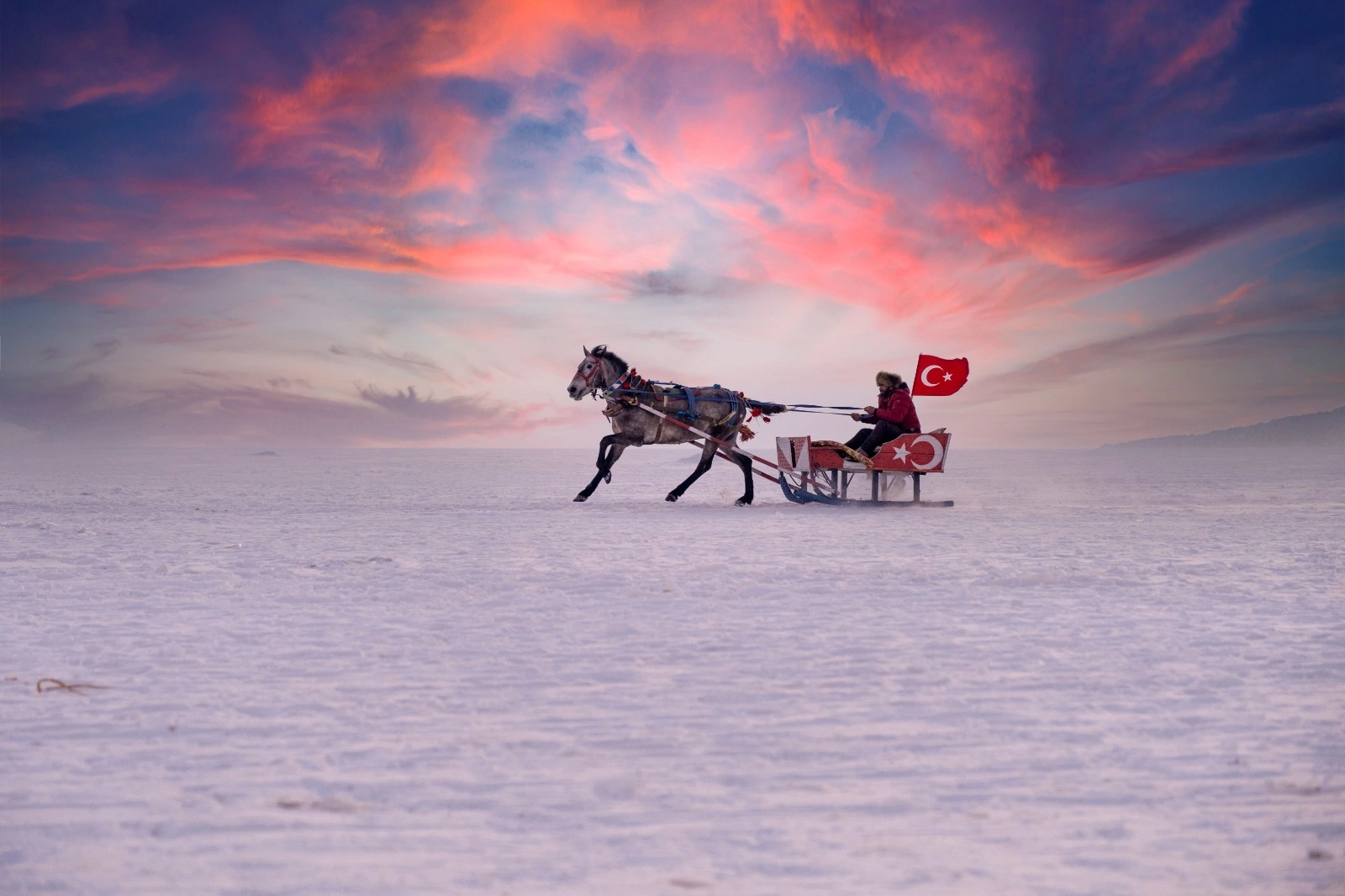 Qarlı mənzərələr fonunda Anadolunu kəşf etməyə dəvət edən Turistik Şərq Ekspresi ilə unudulmaz qış səyahətinə çıxın - FOTO