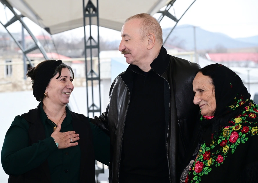 Prezident Ağdərənin Aşağı Oratağ, Çıldıran, Heyvalı və Çapar kəndlərinin sakinləri ilə görüşüb - FOTO