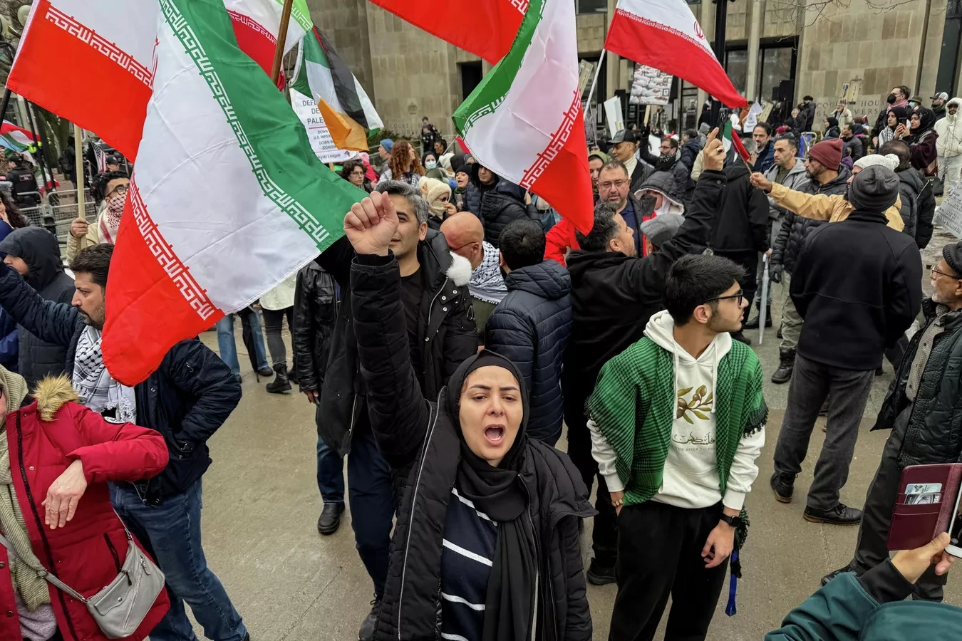 "ABŞ Yaxın Şərqdə çıxılmaz vəziyyətə düşür: qələbə mümkün deyil, geri çəkilmək də çətindir" - "Advance"