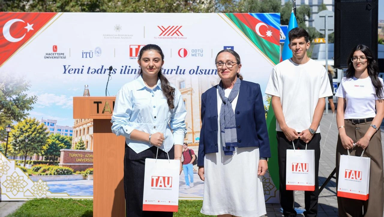 Türkiyə-Azərbaycan Universitetində Bilik Günü tədbiri keçirilib - FOTO