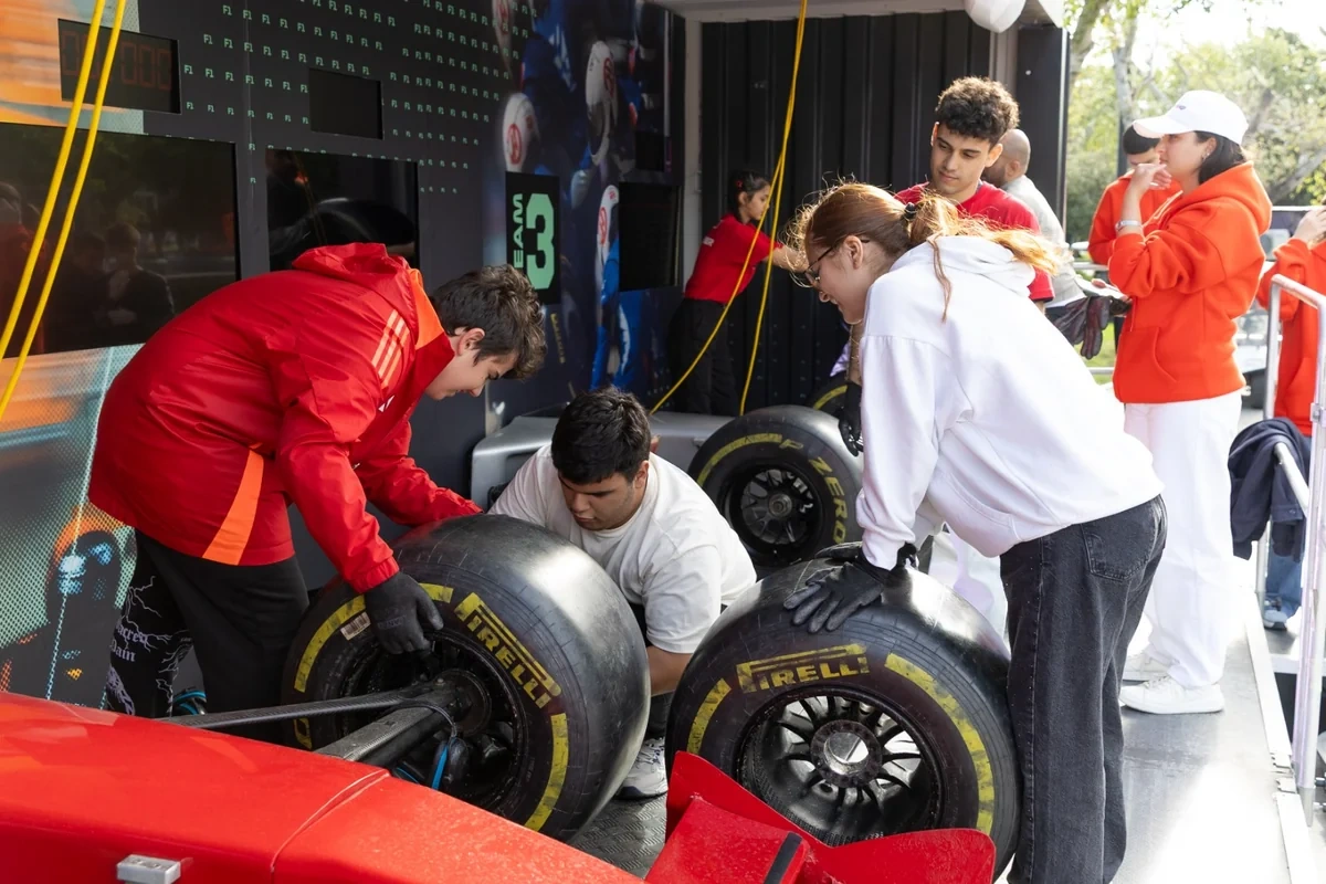 "Formula 1": Bakı Bulvarında əyləncə zonası fəaliyyətə başlayır - FOTO