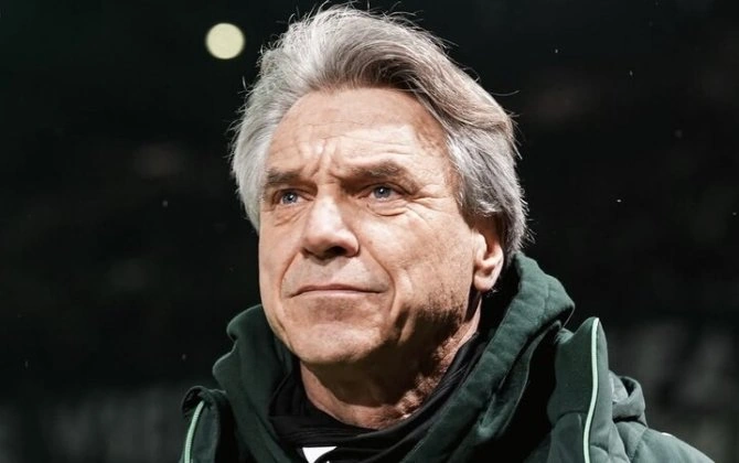 Bundesliqa klubu baş məşqçisi ilə yollarını ayırdı