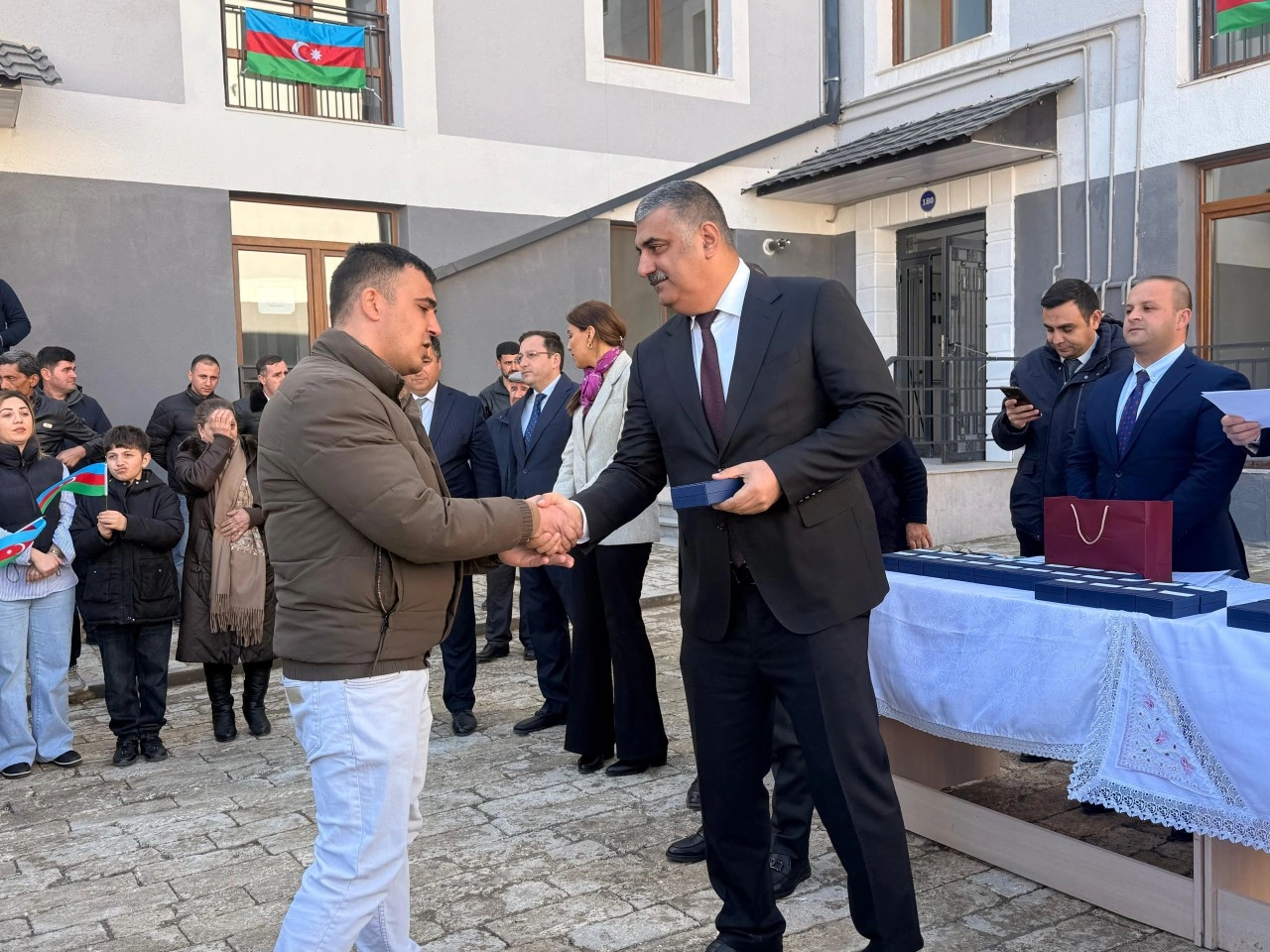 Köç karvanı Xocavənd şəhərinə çatdı, açarlar təqdim olundu - FOTOLAR