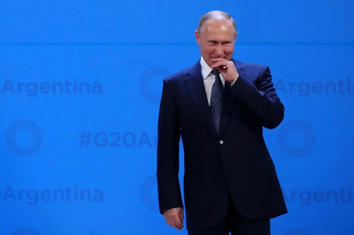 "Maduronun devrilməsi Kremlin Latın Amerikası strategiyasını sarsıdır" - "The Telegraph"